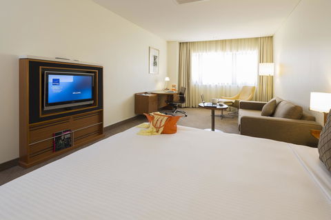 Novotel Canberra - St Kilda Accommodation 23