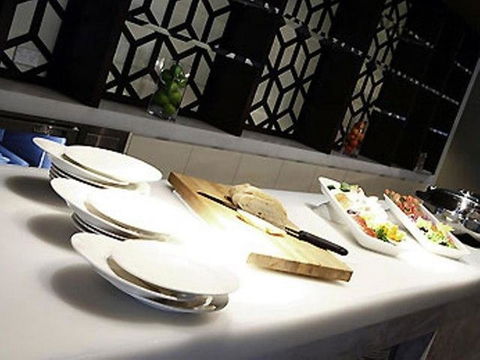 Novotel Canberra - St Kilda Accommodation 30