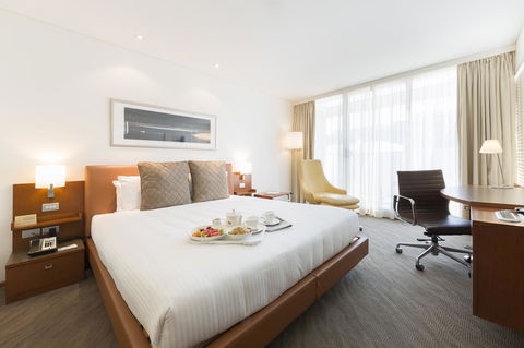 Novotel Canberra - St Kilda Accommodation 7
