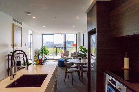 Highgate Executive Apartment City Walk Canberra - St Kilda Accommodation 12