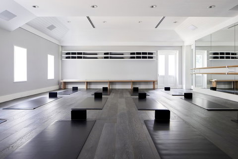 Hotel Realm - St Kilda Accommodation 24