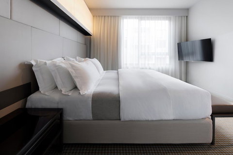 Hotel Realm - St Kilda Accommodation 11
