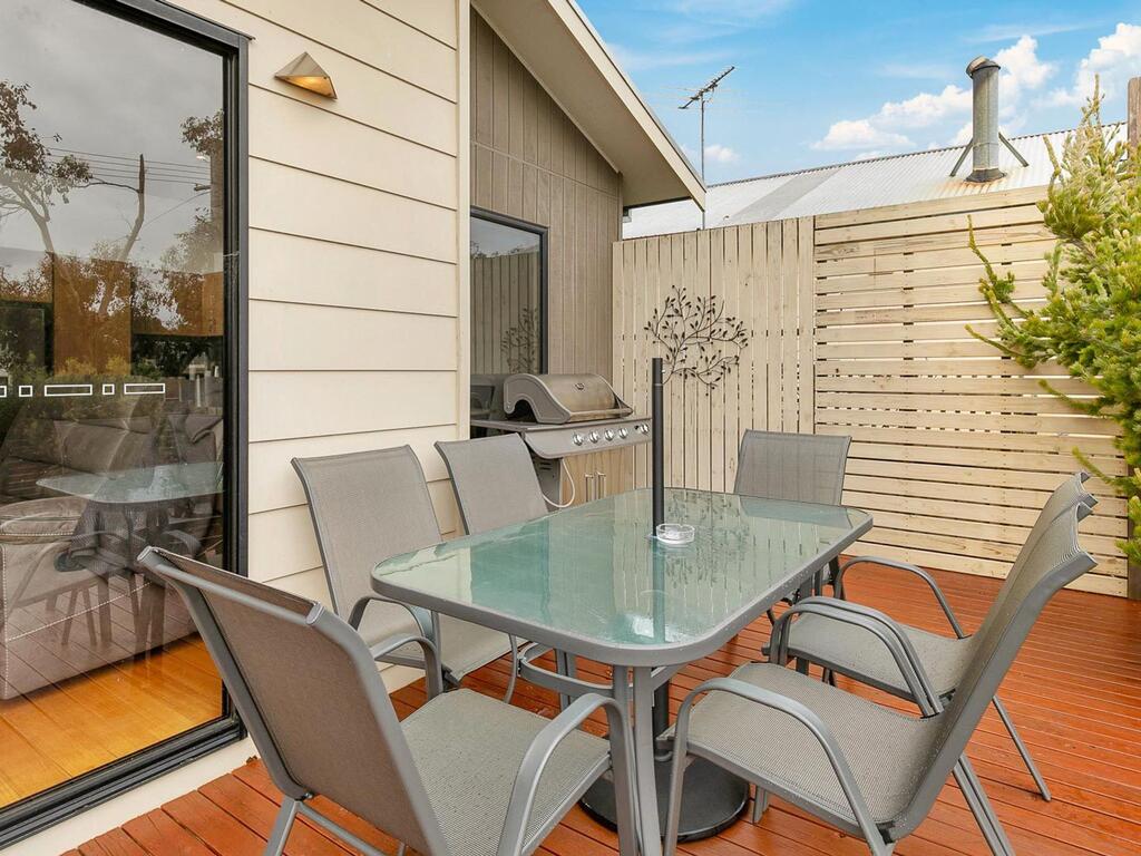 Sunset Strip VIC St Kilda Accommodation