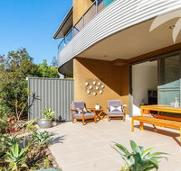 Boom 8 Boomerang Beach - St Kilda Accommodation