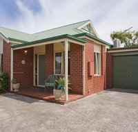 Boston Beach House 2-19 - St Kilda Accommodation