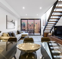 Boutique Stays - County Down Contemporary Port Melbourne Home - St Kilda Accommodation