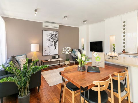 Boutique Stays - Sandy Breeze 3 - St Kilda Accommodation 0
