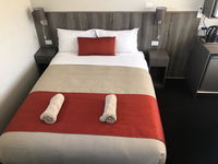 Book Cootamundra Accommodation Vacations St Kilda Accommodation St Kilda Accommodation
