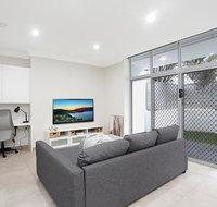 Brand New 2 bedroom Apartment for 7 People - St Kilda Accommodation