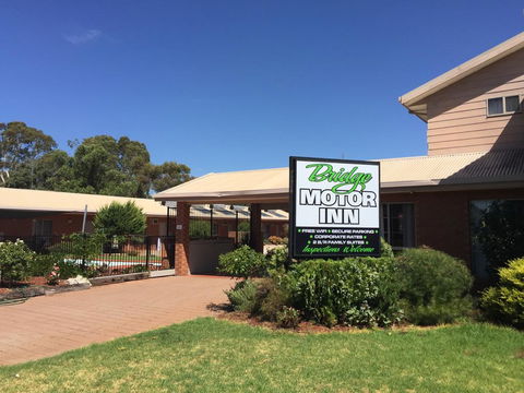 Bridge Motor Inn Tocumwal - St Kilda Accommodation 0