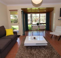 Bright Highland Valley Cottages - St Kilda Accommodation