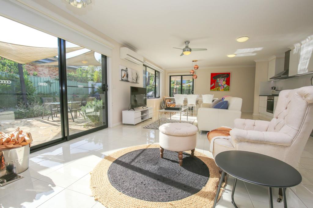 Bright VIC St Kilda Accommodation