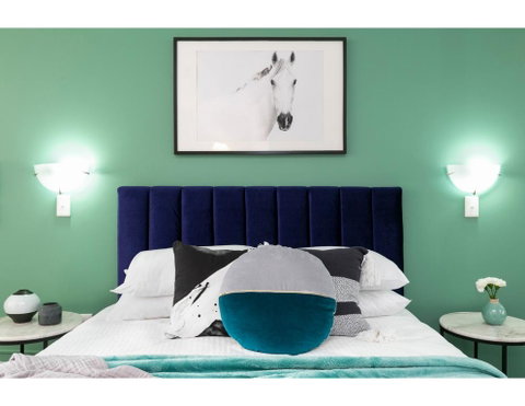 Bright, Modern Studio Steps From The Action - St Kilda Accommodation 3