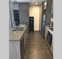 Bright Modern Stylish - Top Floor Apt - Woden - St Kilda Accommodation
