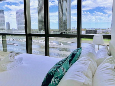 Brilliant Victoria Harbour Waterfront LVII - St Kilda Accommodation 3