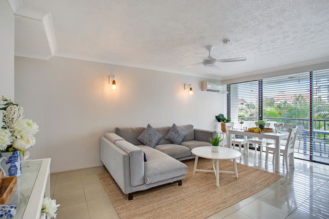 Broadbeach Pacific Resort - St Kilda Accommodation 3