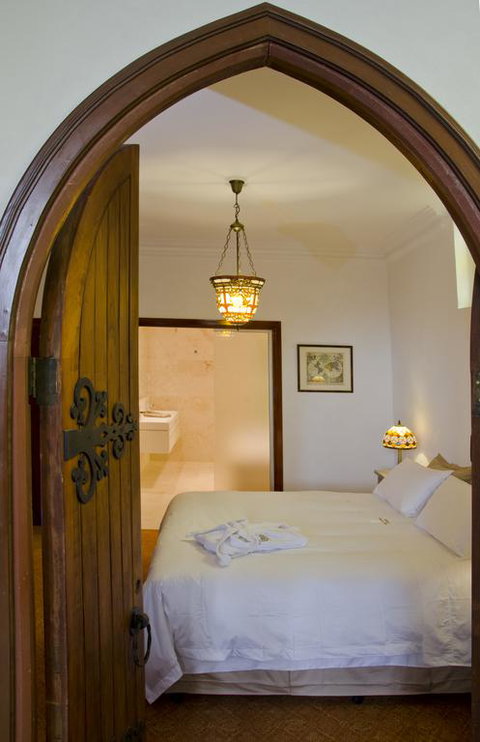 Broken Hill Outback Church Stay - St Kilda Accommodation 3