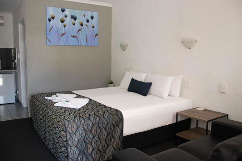 Bundaberg Spanish Motor Inn - St Kilda Accommodation 1