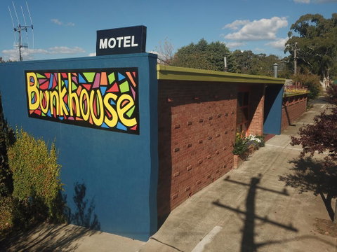 Bunkhouse Motel - St Kilda Accommodation 0
