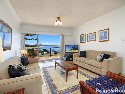 By The Sea - Cumbernauld #1 - 1/12 Terrigal Esp, Terrigal - St Kilda Accommodation 2