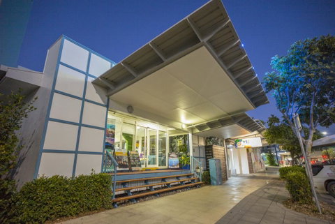 Cairns Central YHA - St Kilda Accommodation 1