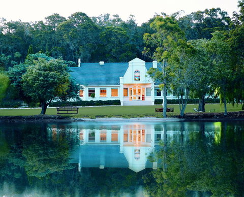 Cape Lodge - St Kilda Accommodation 0