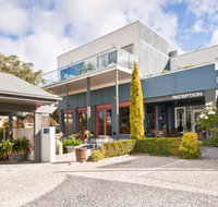 Captains at the Bay - St Kilda Accommodation