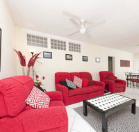 Carinya Gardens 15 - St Kilda Accommodation