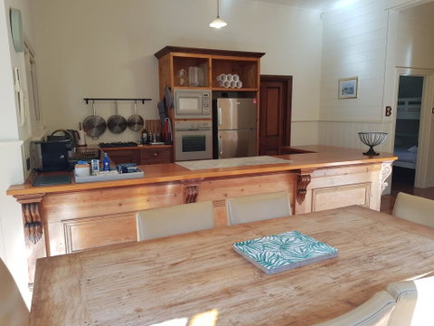 CARNBREA - St Kilda Accommodation 1