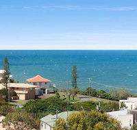 Carolyn's Beach House - St Kilda Accommodation