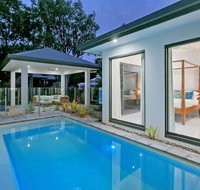 Castaways - Palm Cove - St Kilda Accommodation