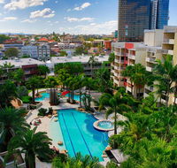 Cathedral Place - St Kilda Accommodation