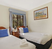 Cedar Cottage - Tudor Village - St Kilda Accommodation