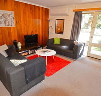 Cedar Holiday Units - Apartment 4 - St Kilda Accommodation