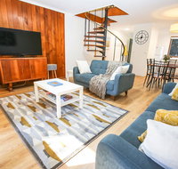 Cedar Holiday Units - Apartment 5 - St Kilda Accommodation
