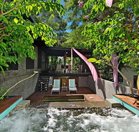 CELADON Holiday House - St Kilda Accommodation