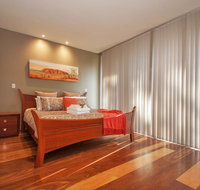 Centenary Peaks - St Kilda Accommodation