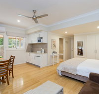 Chapel Woods Bed and Breakfast - St Kilda Accommodation