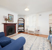 Charming Centrally Located 2 Bedroom Accommodation - St Kilda Accommodation
