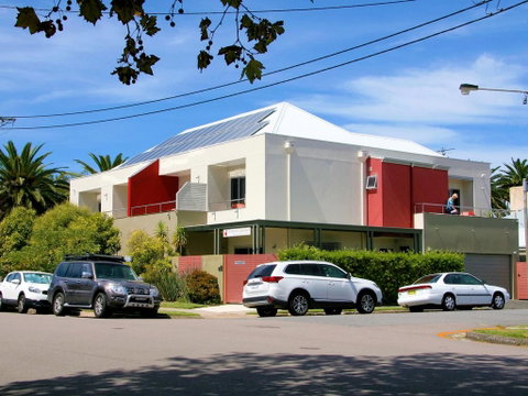 Chaucer Palms Boutique B&B - St Kilda Accommodation 0