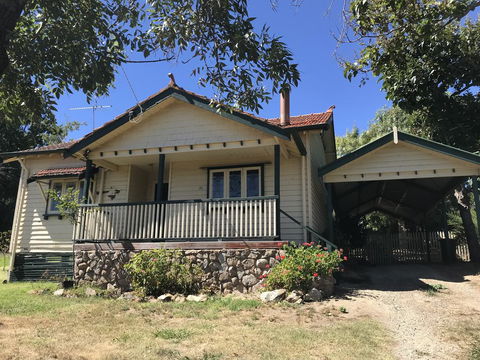 Cherry Blossom Cottage - Beechworth-Getaways - St Kilda Accommodation 0