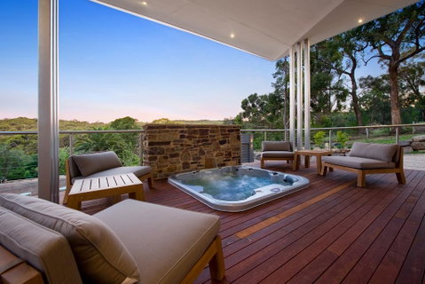Cinque - St Kilda Accommodation 1