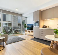 Clean Modern Apartment 15 Mins From City on Tram - St Kilda Accommodation