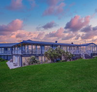 Cliff Top - St Kilda Accommodation