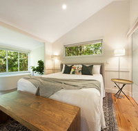 Clouds Montville - St Kilda Accommodation