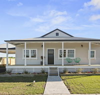 Cloverdale Cottage - St Kilda Accommodation