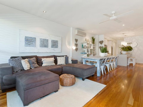 COASTAL CHIC @ CASUARINA - St Kilda Accommodation 3