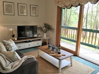 Book Cockatoo Accommodation Vacations St Kilda Accommodation St Kilda Accommodation