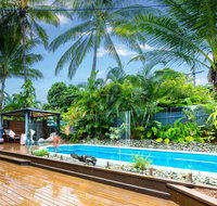 Coconut Blue Front - Palm Cove - St Kilda Accommodation