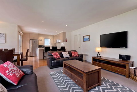 COME BY CHANCE, Dinner Plain - St Kilda Accommodation 2